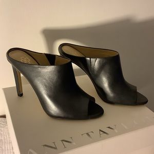 New Ann Taylor Maya Peeptoe Leather Mules 6.5